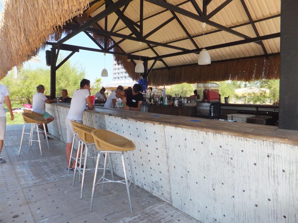 Aytas Hotel Айвалык Экстерьер фото