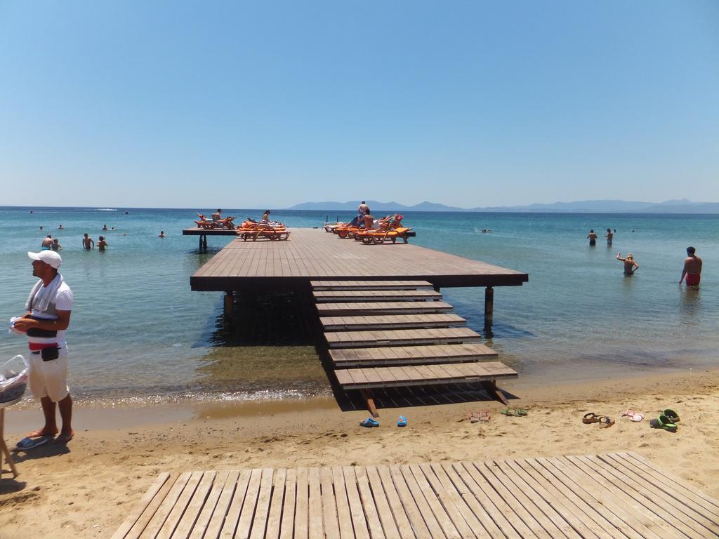 Aytas Hotel Айвалык Экстерьер фото